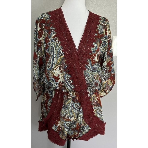 Love Culture Womens Romper Multicolor Crochet Trim V Neck Bell Sleeve Sz M EUC - Picture 1 of 8